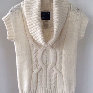 American Eagle Outfitters Cream Sweater